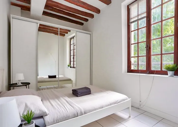 Apartament Quartier Notre Dame De *